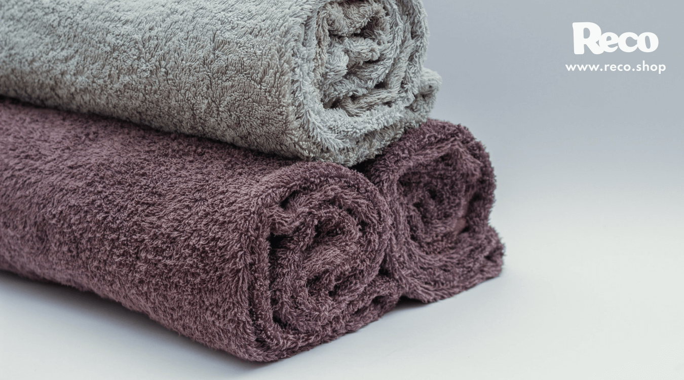 https://www.reco.shop/cdn/shop/articles/the_best_temperature_to_wash_towels_-_cover_image_1350x.png?v=1635231874